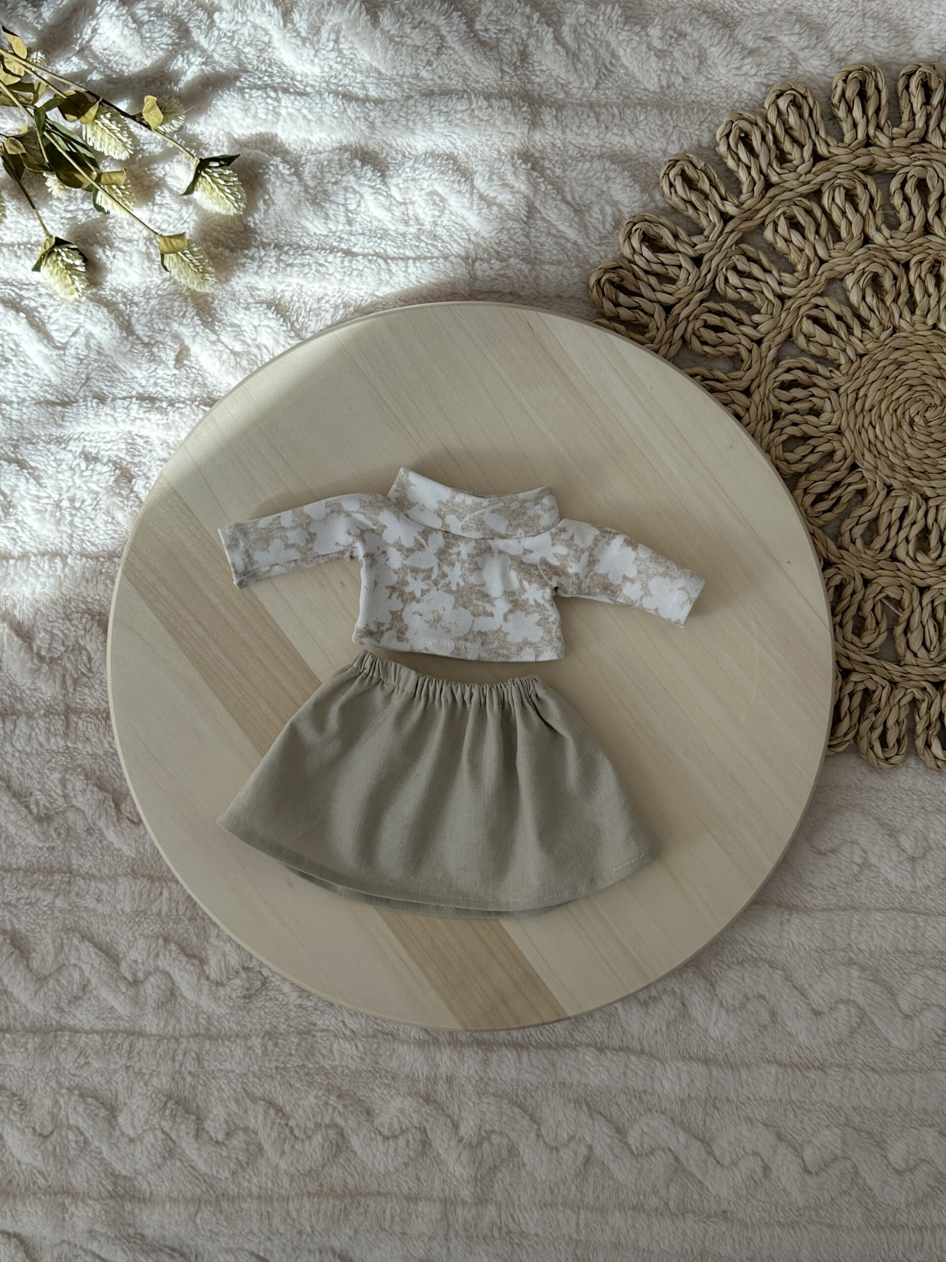 Szoknya és garbó szett