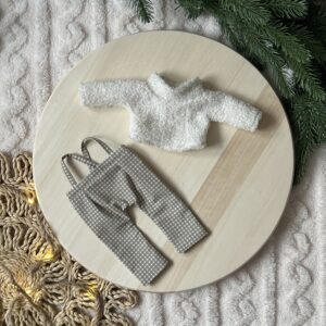 Kantáros nadrág pulcsival